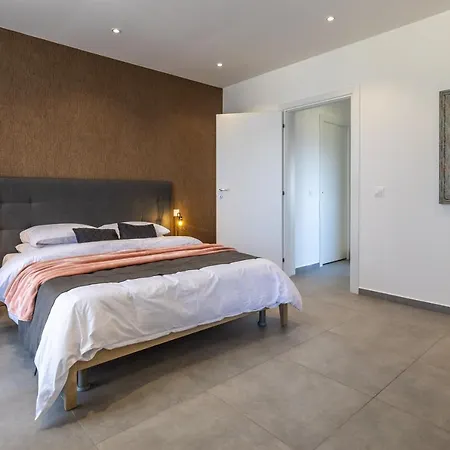 Heated Luxury Poolside Retreat In St Julian S