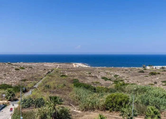 Appartement Heated Luxury Poolside Retreat In St Julian S