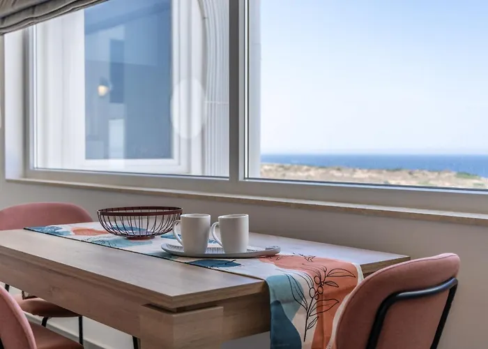 Heated Luxury Poolside Retreat In St Julian S * 펨브로크