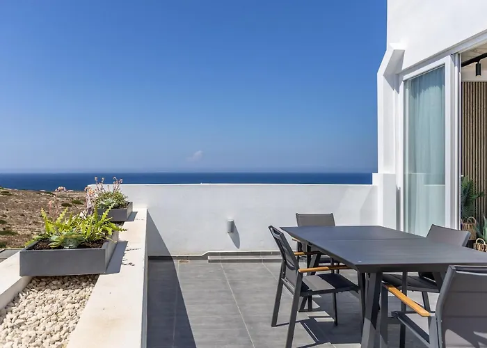 Heated Luxury Poolside Retreat In St Julian S *